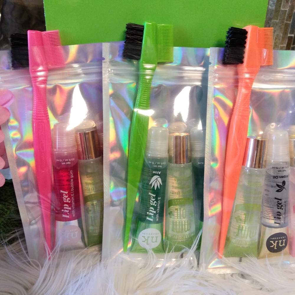 Beauty Bundle 4pc. Set - Picture 3 of 4